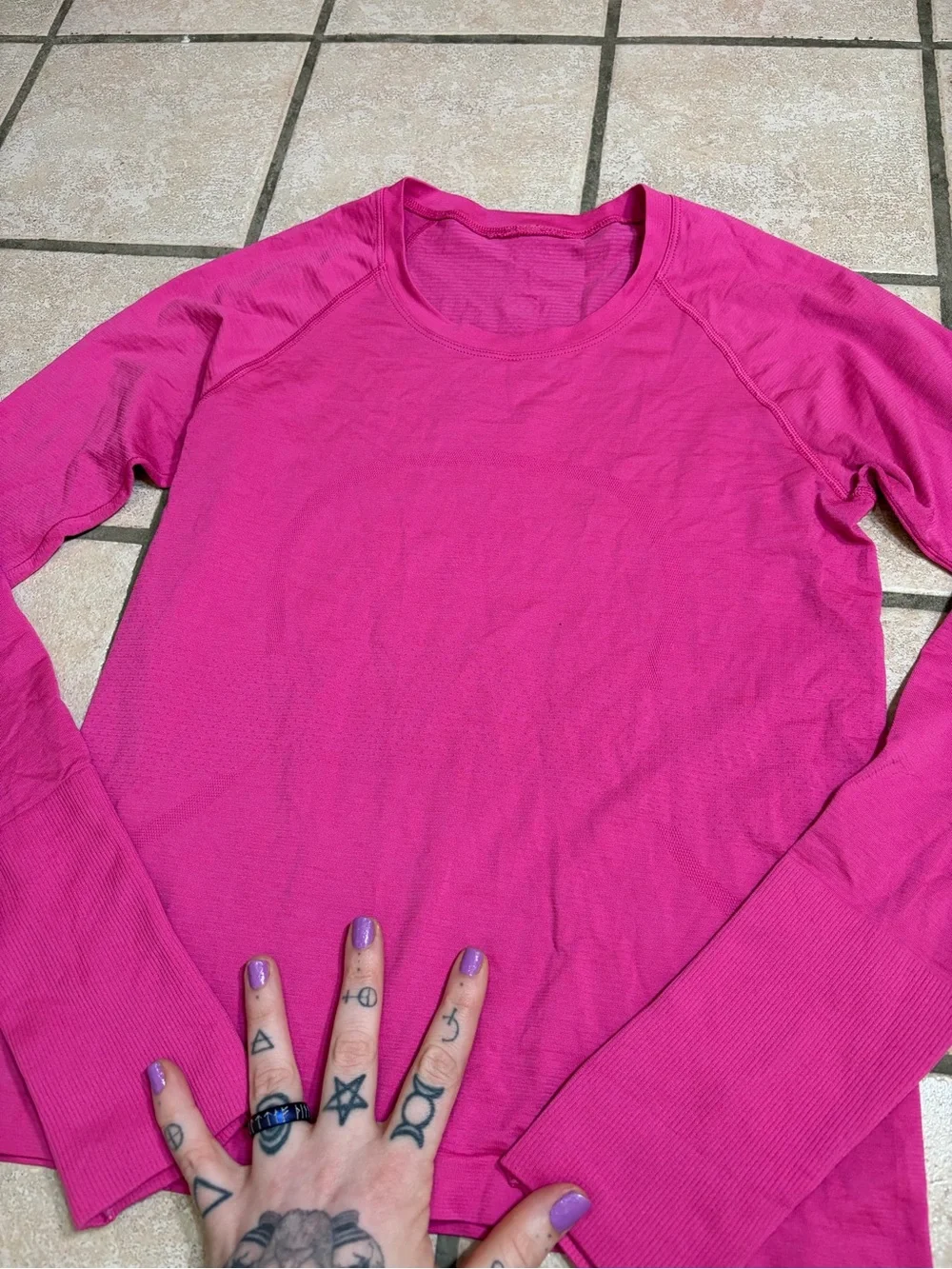 Lululemon Swiftly Tech Long-Sleeve Shirt 2.0 *Race/Waist Length (Sonic Pink) 6